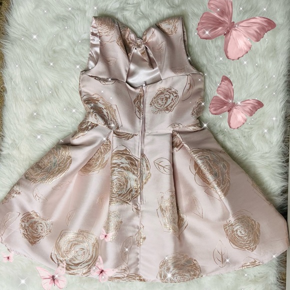 Little Girls Dress - Picture 2 of 2